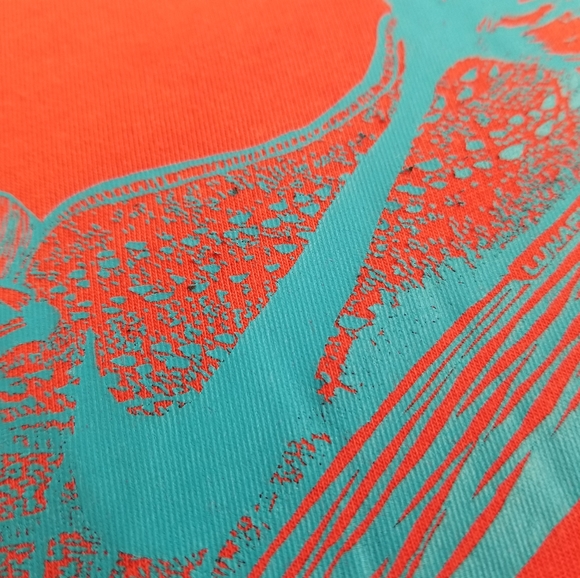 Nike Red Flying Shoe Graphic Tee - Picture 5 of 7